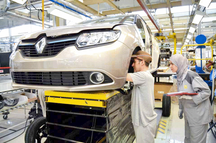 La pandémie fait chuter les ventes de Renault de 35% au 1er semestre La pandémie fait chuter les ventes de Renault de 35% au 1er semestre