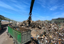 Environnement: signature d’un accord de partenariat dans le recyclage des déchets industriels Environnement: signature d’un accord de partenariat dans le recyclage des déchets industriels