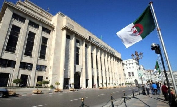 Algérie-France : Le parlement algérien pose les fondements d'une loi  criminalisant le colonialisme français - 24H Algérie - Infos - vidéos -  opinions.